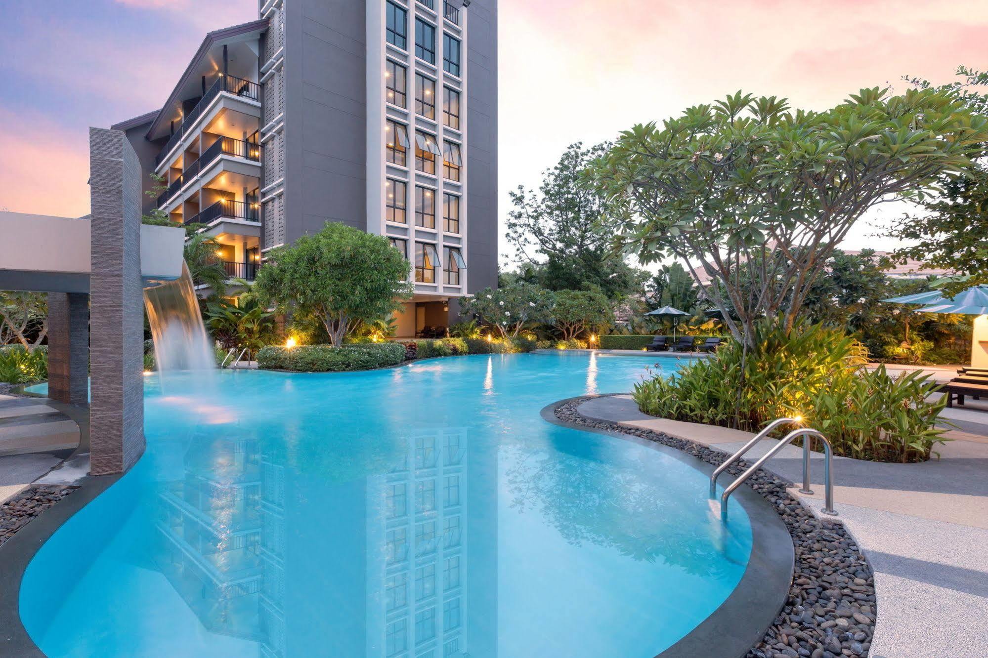 Manhattan Pattaya Hotel - Sha Extra Plus Eksteriør bilde